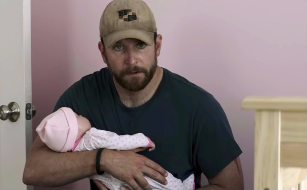 Bradley Cooper : « Le bébé en plastique d’American Sniper ? J’en reviens toujours pas »