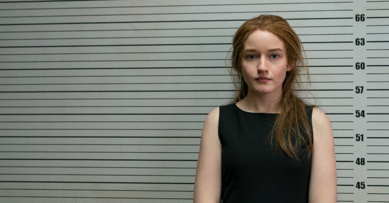 Read more about the article Julia Garner: “I understood when I met the real Anna Delvey” [exclu]