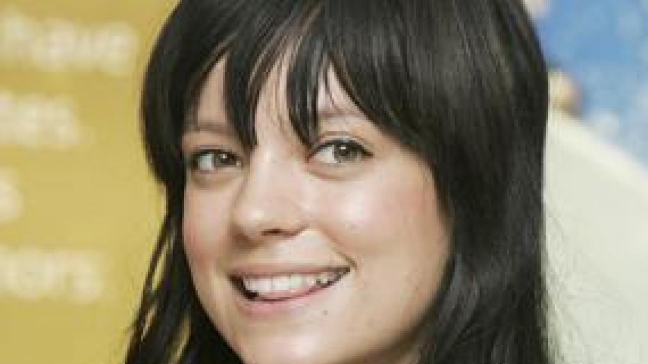 Lily Allen Amy Winehouse, le retour ? Premiere.fr