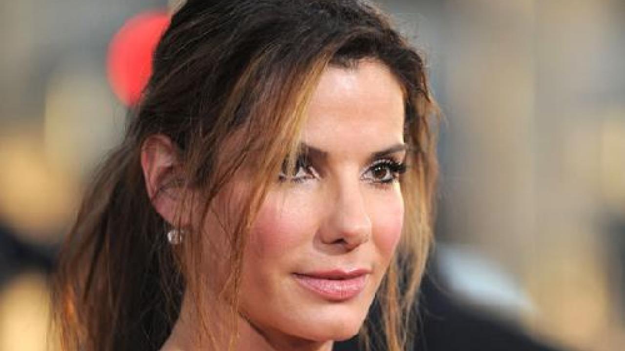 Sandra Bullock se bat contre une star du porno pour la garde de sa belle-fille! Premiere.fr