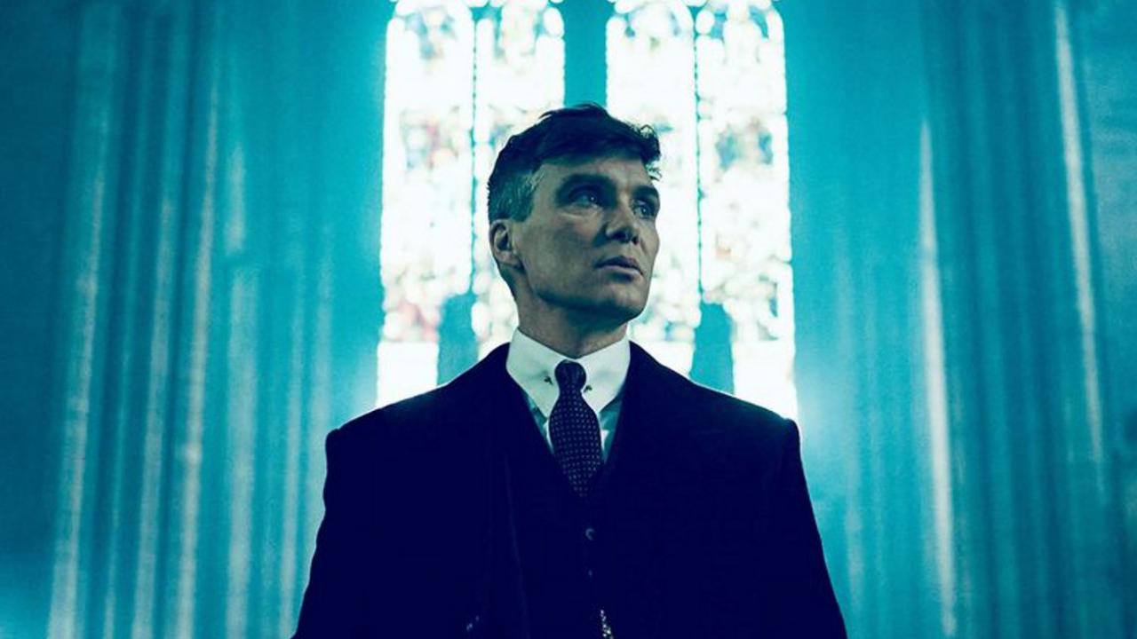 https://www.premiere.fr/sites/default/files/styles/scale_crop_1280x720/public/2022-02/cillian-murphy-as-tommy-shelby-in-peaky-blinders-season-six-1644576232.jpg