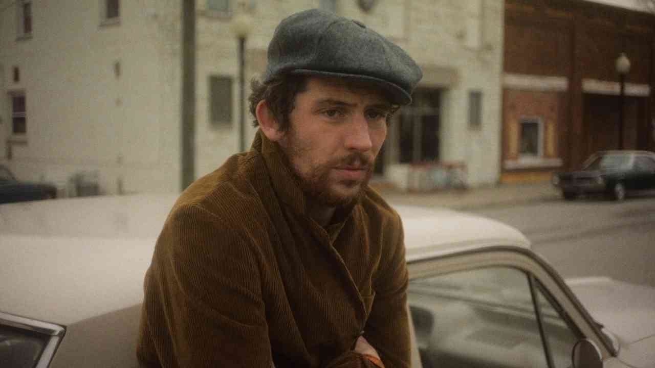 Josh O'Connor dans The Mastermind de Kelly Reichardt (2025) 