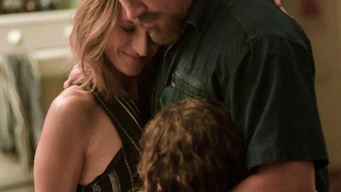 Matt Damon et Camille Cottin dans Stillwater