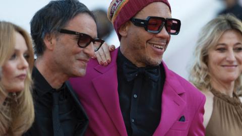 Cannes 2021 : JoeyStarr, Vanessa Paradis, Samuel Benchetrit et Valeria Bruni-Tedeschi montent les marches pour Cette musique ne joue pour personne 