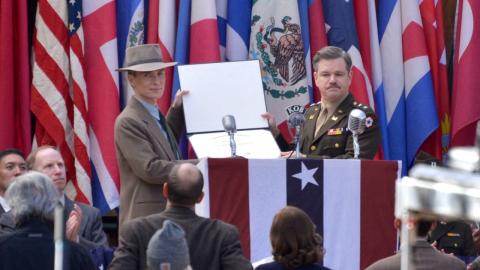 Cillian Murphy et Matt Damon sur le tournage d'Oppenheimer, au printemps 2022