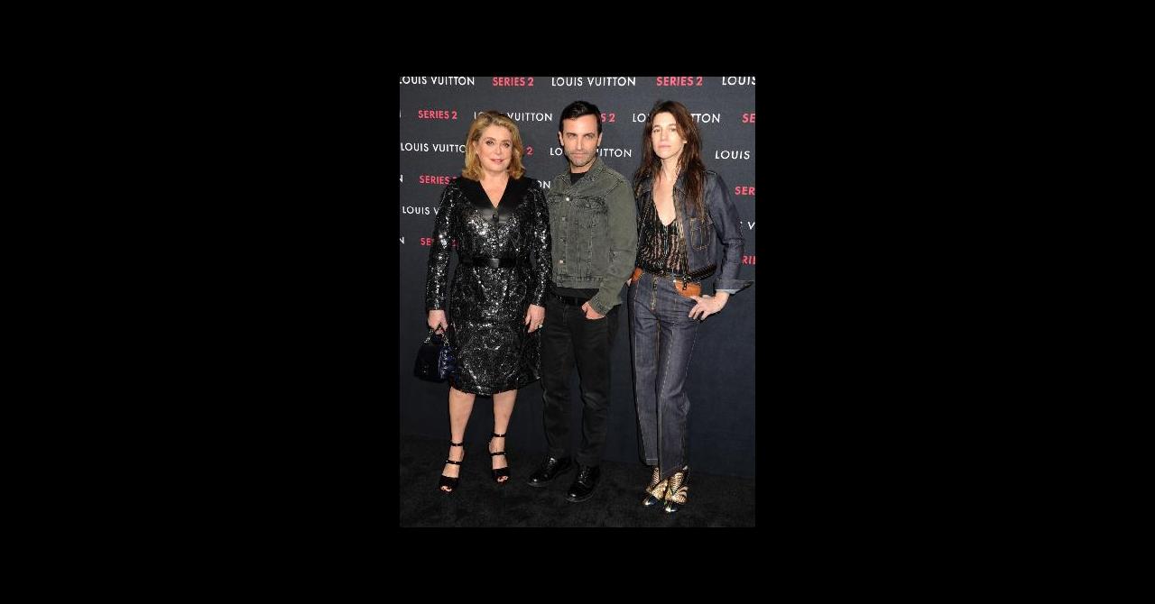Catherine Deneuve et Charlotte Gainsbourg : les deux égéries Vuitton à Los Angeles | www.neverfullmm.com