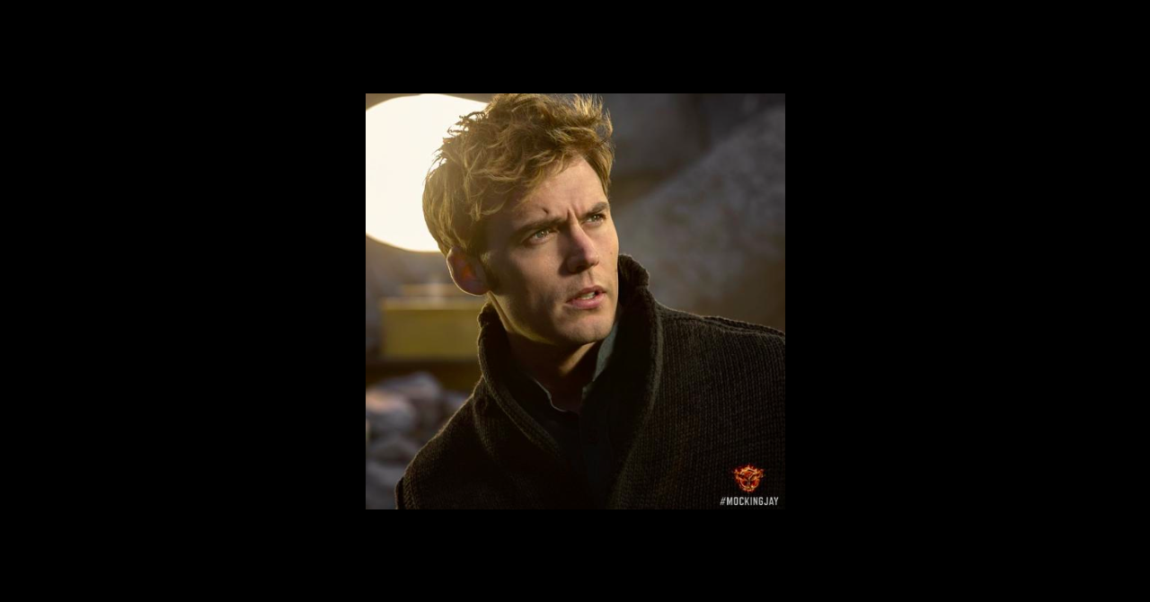 Sam Claflin prend feu Finnick
