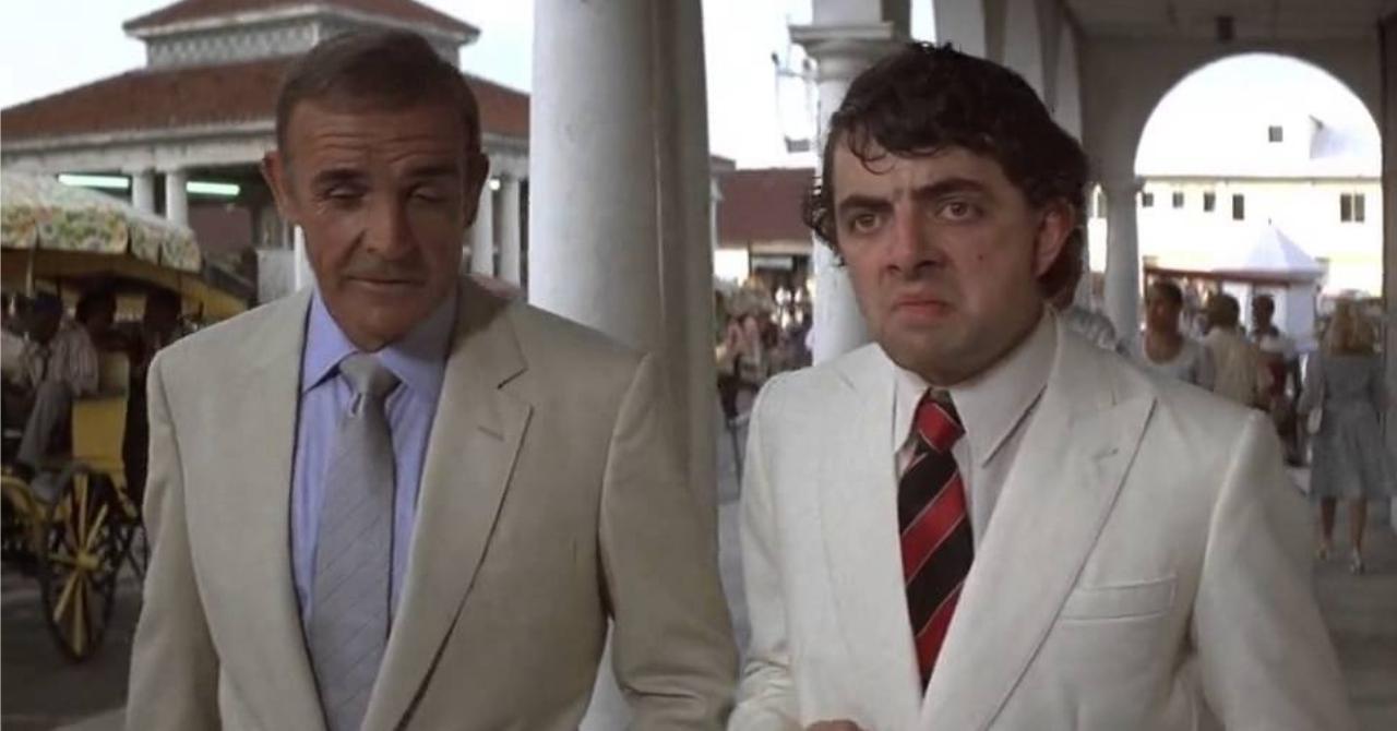 Rowan Atkinson dans Jamais plus jamais (1983)