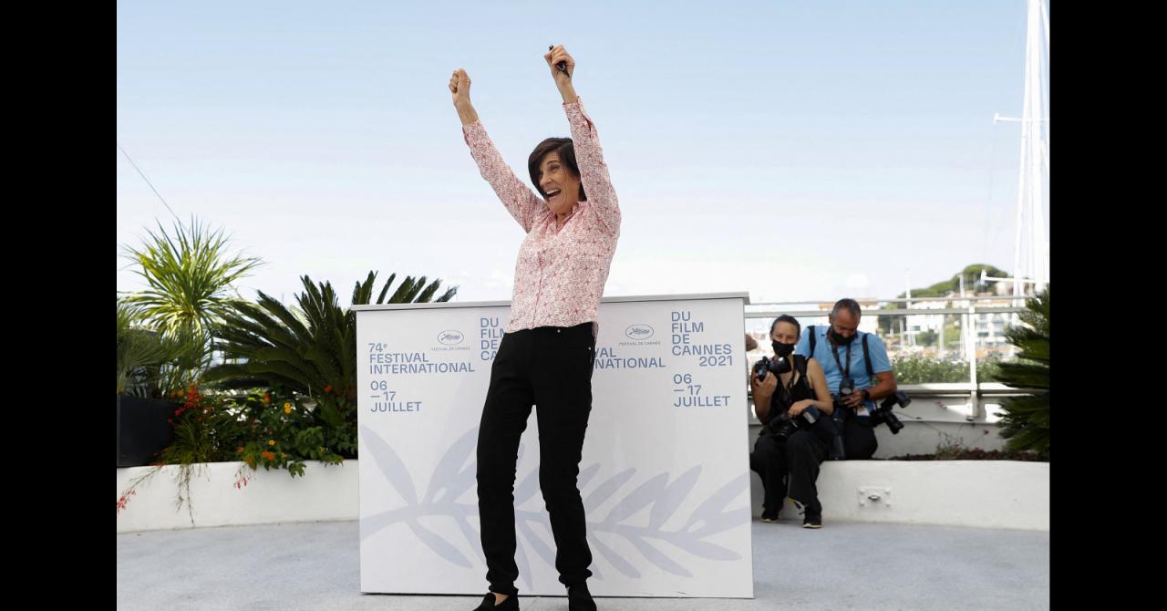 Cannes 2021 : Catherine Corsini lors du photocall de La Fracture