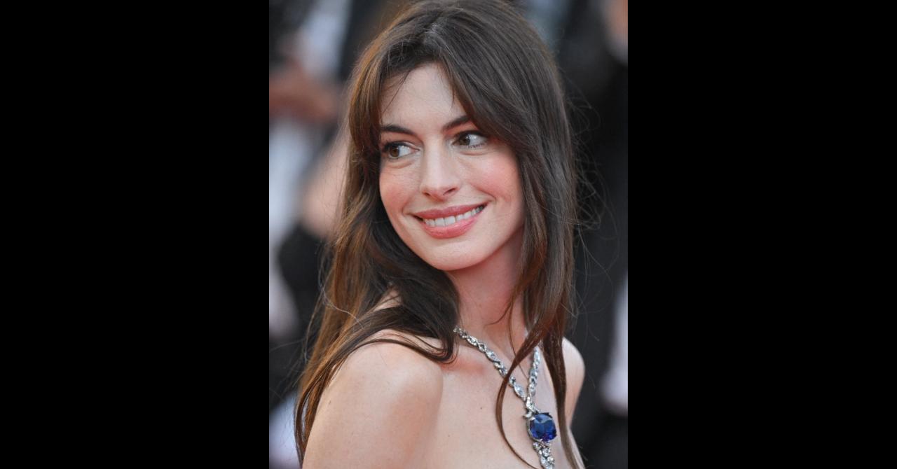 Cannes 2022, jour 3 : Anne Hathaway monte les marches pour Armageddon Time